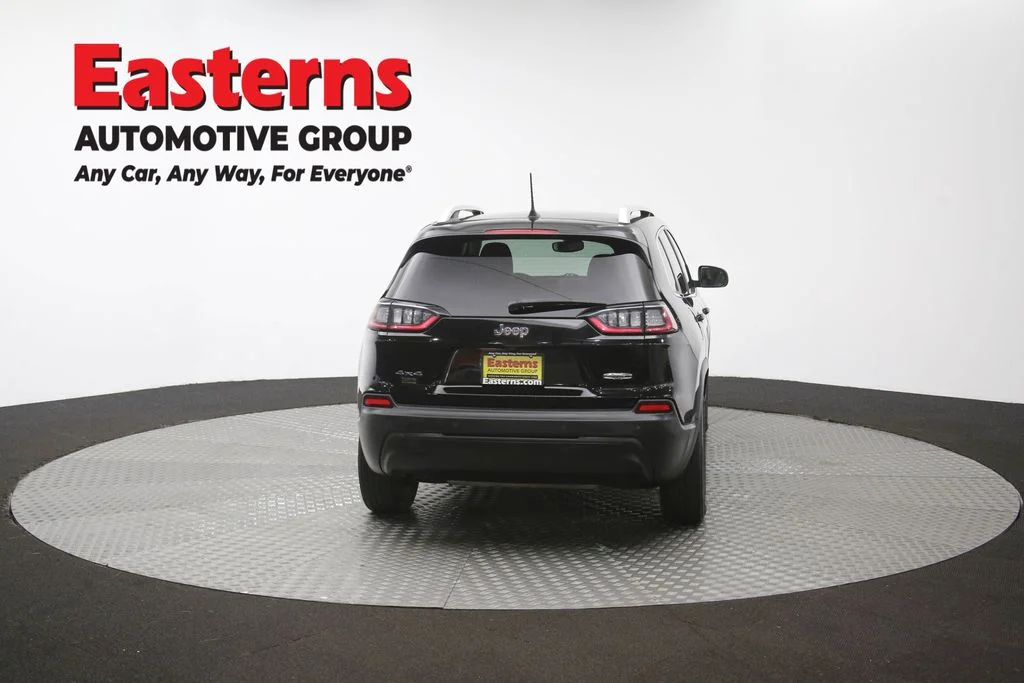 Used 2021 Black Jeep Latitude Plus image 38
