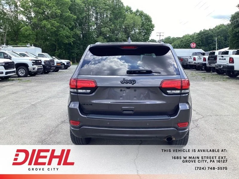 Used 2021 Gray Jeep Laredo X image 6