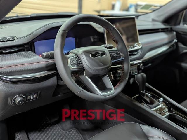 New 2026 Diamond Black Crystal Pearl-Coat Exterior Paint Jeep Trailhawk image 11