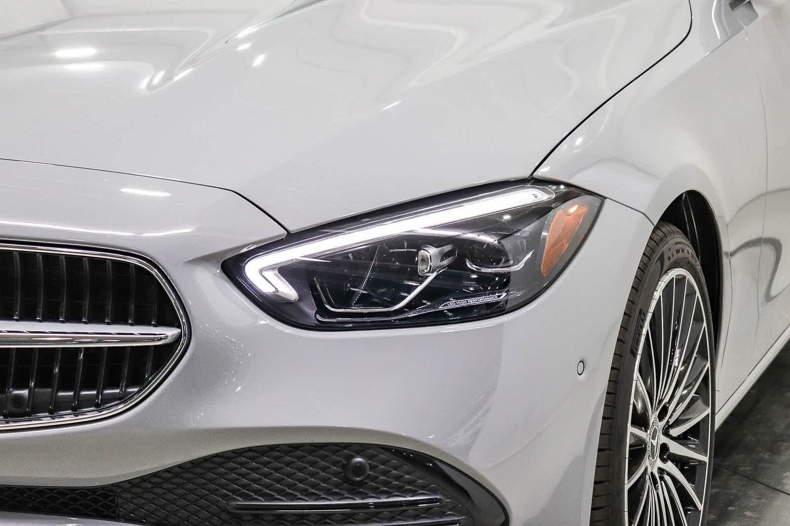 New 2026 MANUFAKTUR Alpine Grey Mercedes-Benz C 300 image 7