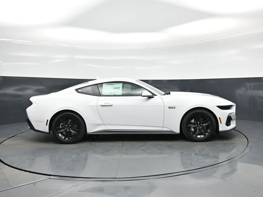 New 2026 Oxford White Ford GT image 20