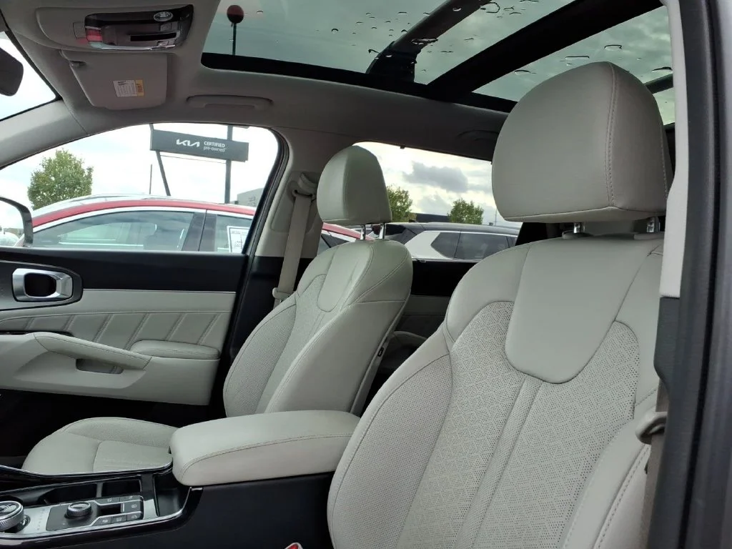 Used 2023 Steel Gray Kia SX Prestige image 23