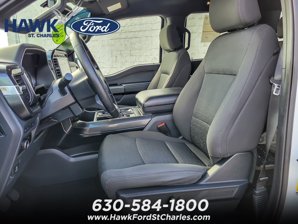 Used 2023 Oxford White Ford XLT image 8
