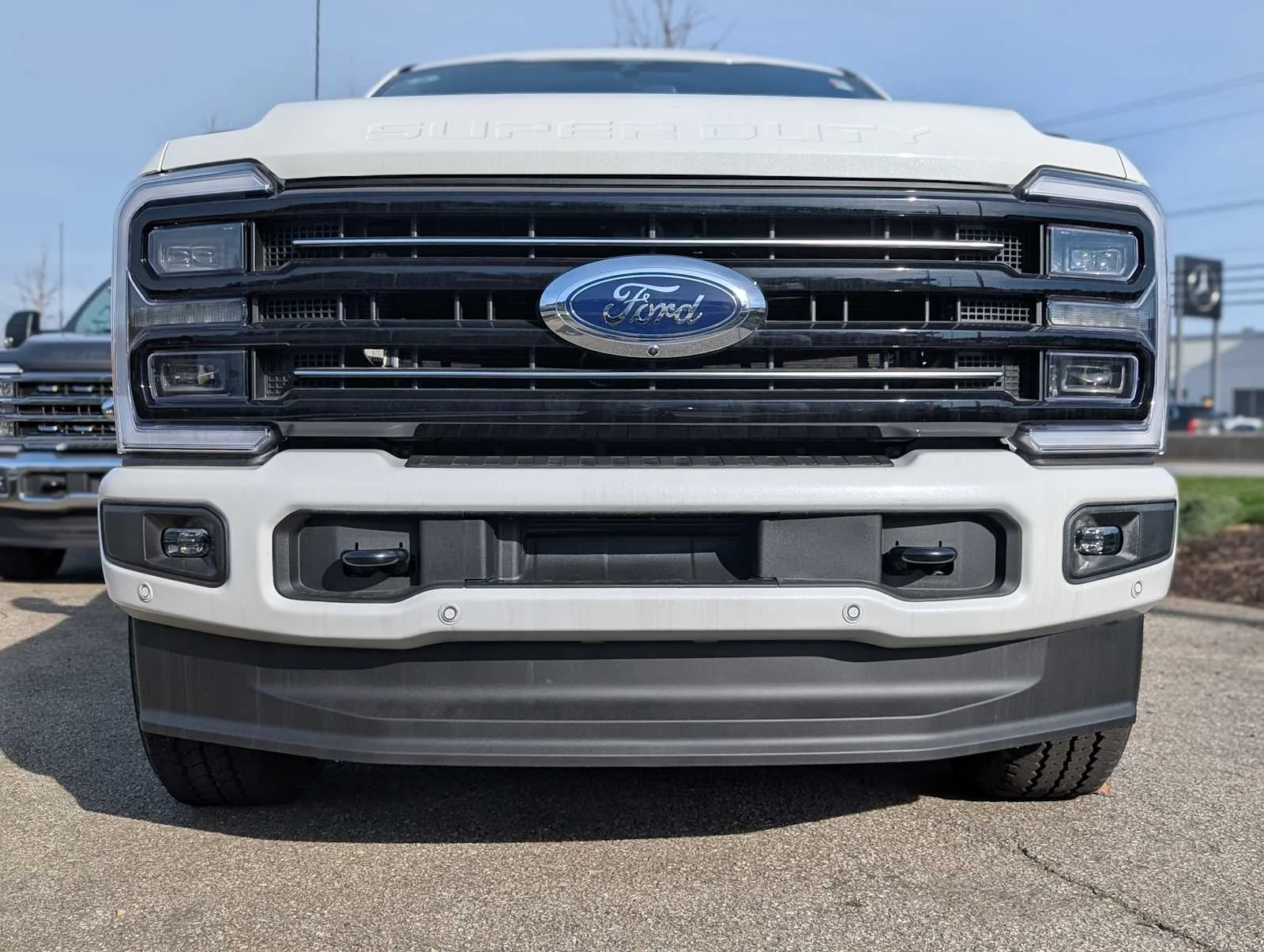 New 2026 Star White Metallic Tri-Coat Ford F-250® Platinum® image 2