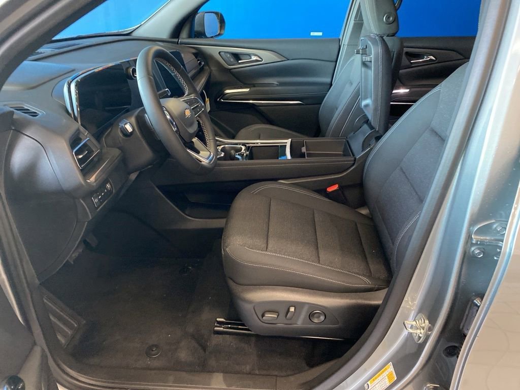 2026 Chevrolet Traverse LT - Photo 14
