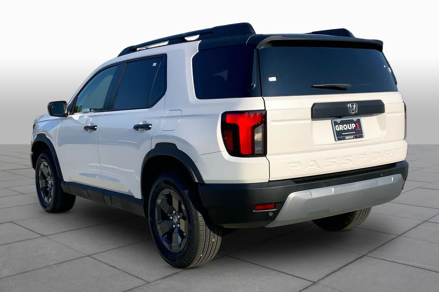 New 2026 Platinum White Pearl Honda RTL image 11