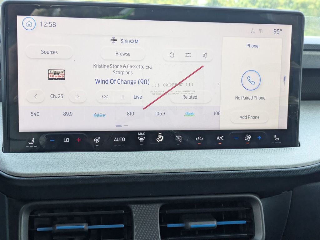2025 Ford Maverick XLT - Photo 26