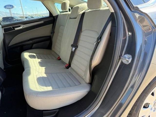 2020 Ford Fusion S - Photo 29