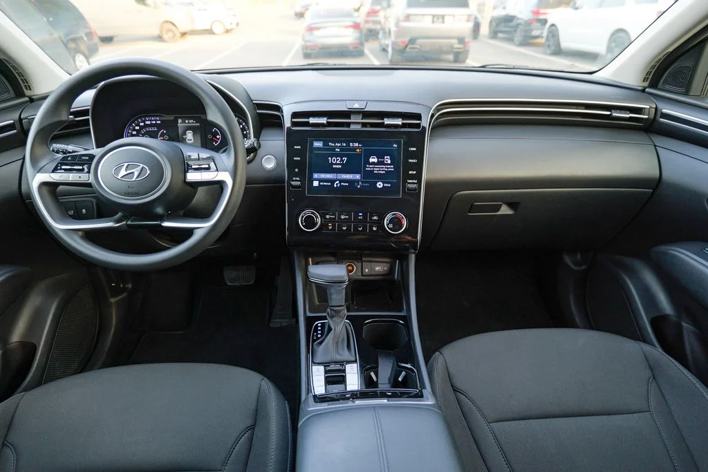 Used 2023 Shimmering Silver Hyundai SEL image 39