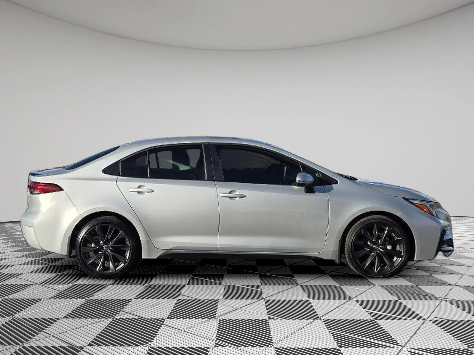 2026 Toyota Corolla XSE - Photo 11
