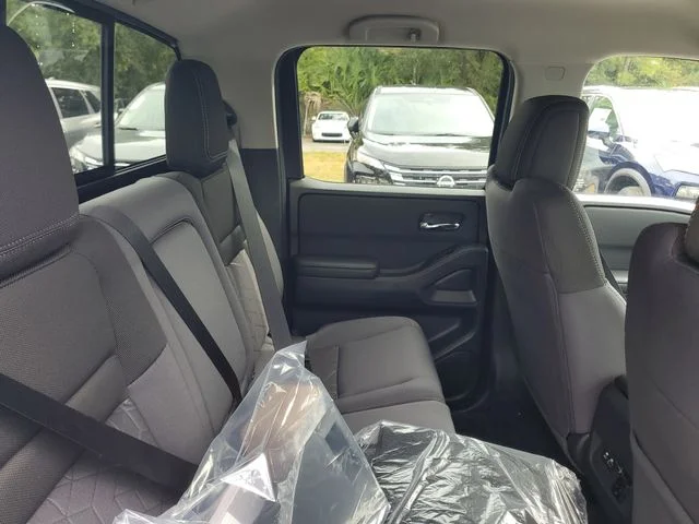 New 2026 Glacier White Nissan Crew Cab SV image 27