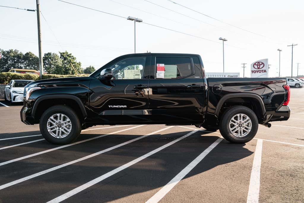 New 2026 Midnight Black Metallic Toyota SR5 image 4