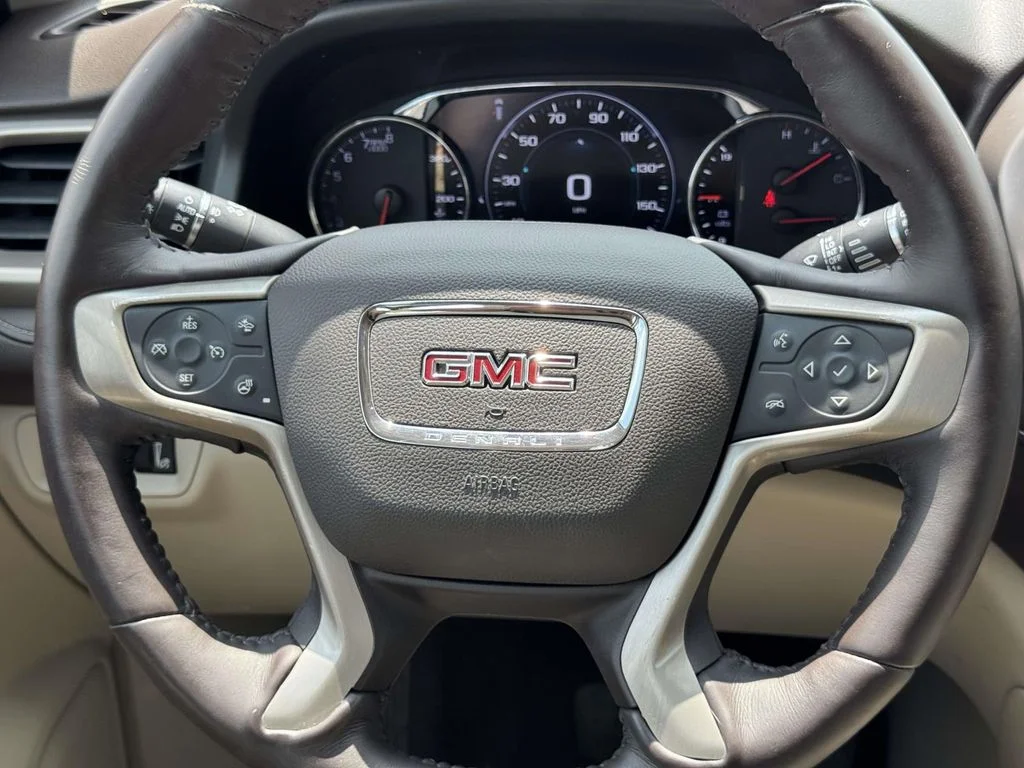 Used 2017 White GMC Denali image 18
