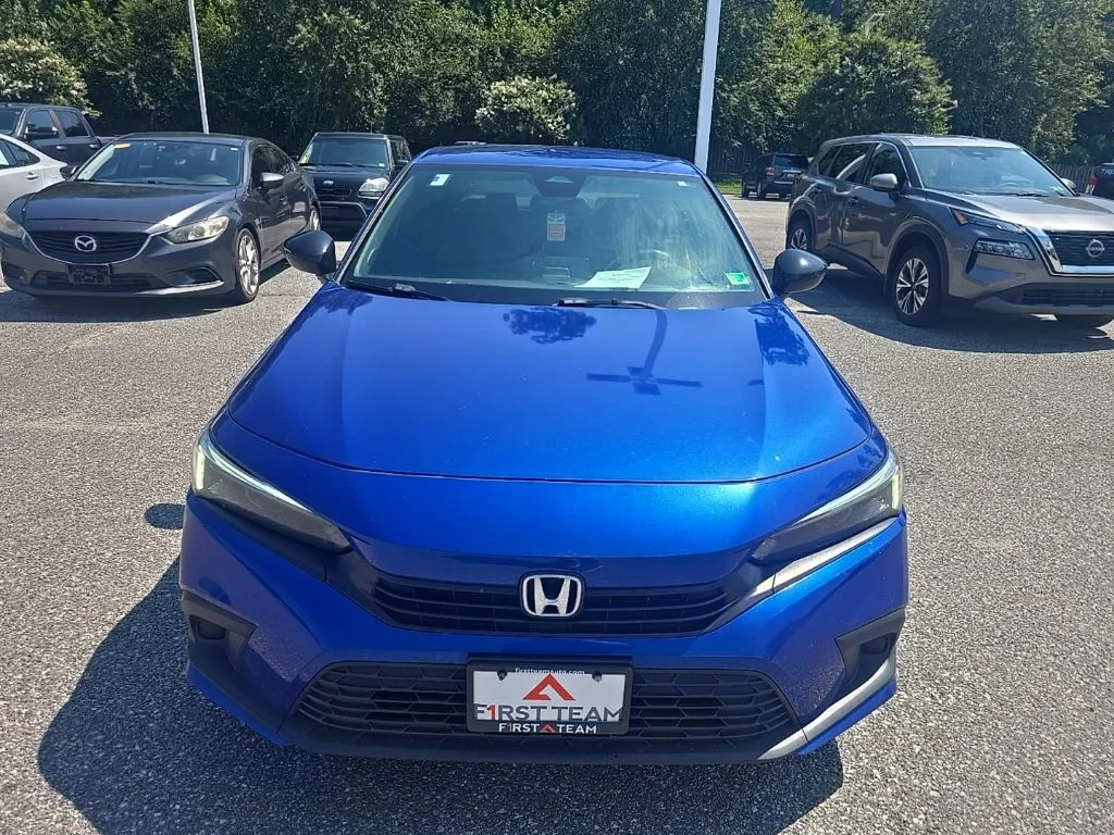 Used 2024  Honda Sport image 2