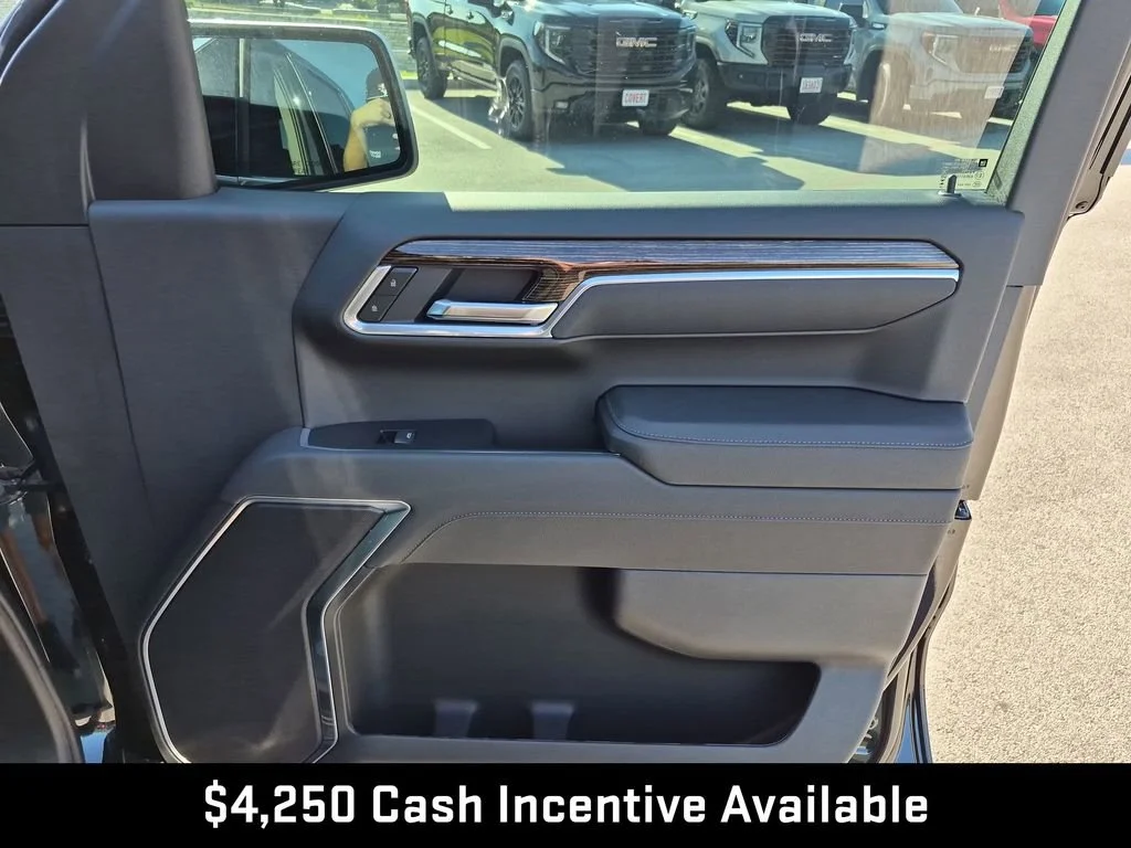 New 2026 Onyx Black GMC SLE image 40