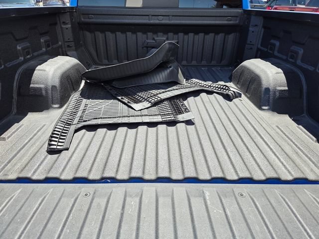 2025 Chevrolet Silverado 1500 ZR2 - Photo 13