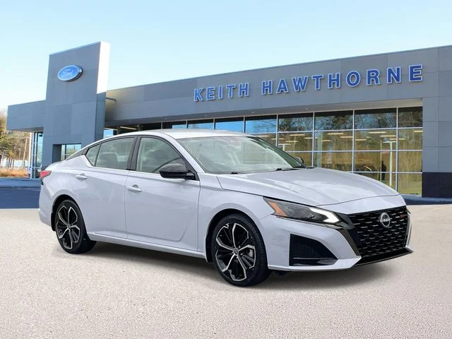 2023 Nissan Altima 2.5 SR
