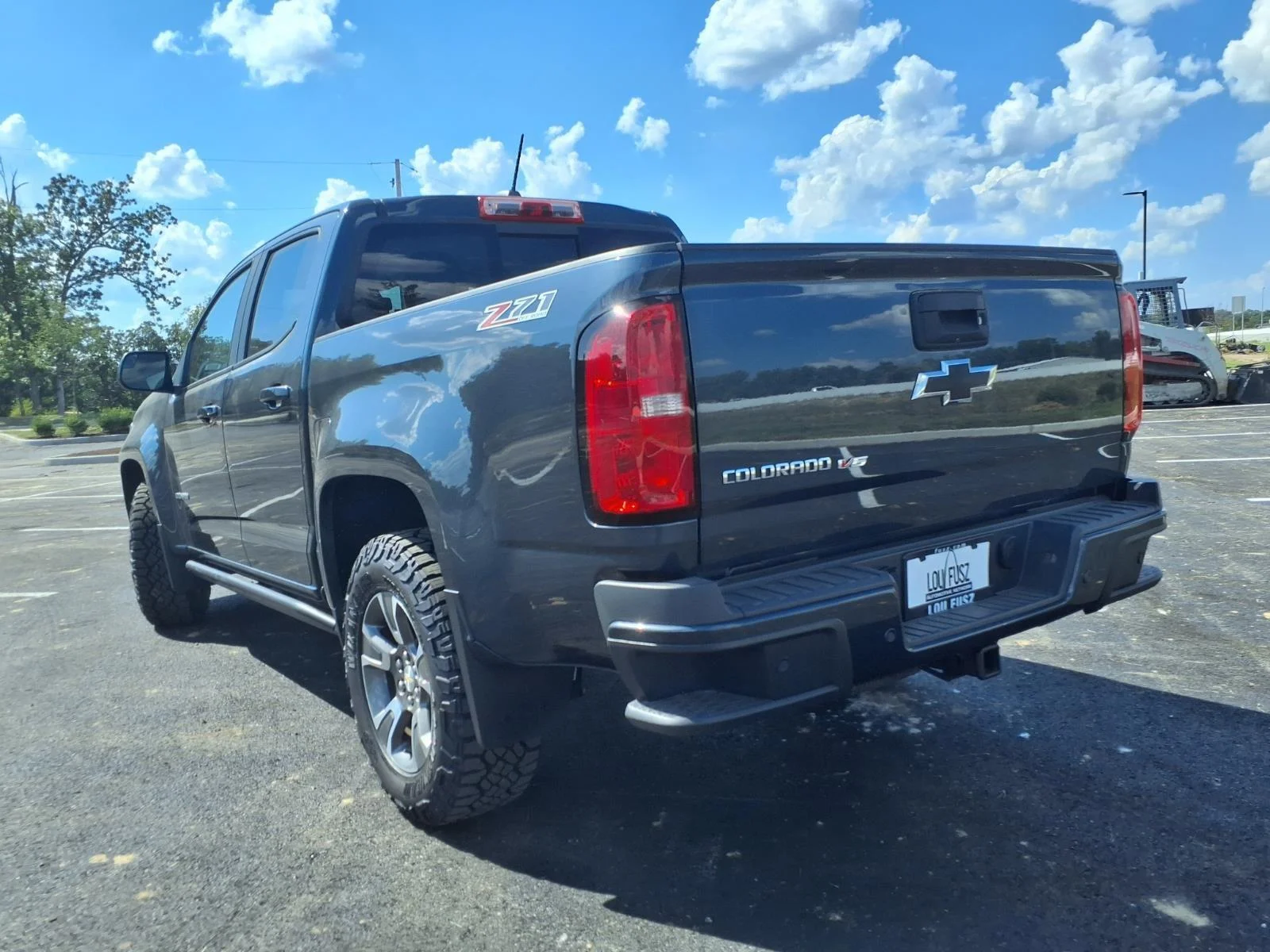Used 2020 Shadow Gray Metallic Chevrolet 4WD Z71 image 25