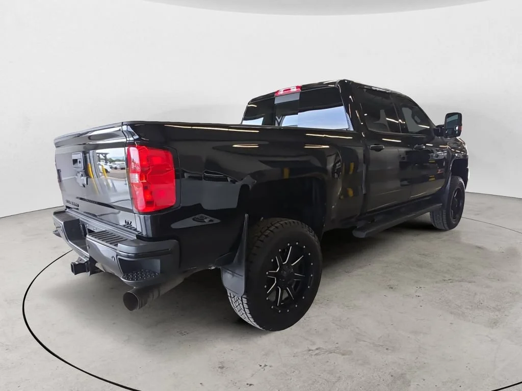 Used 2017 Black Chevrolet LTZ image 5