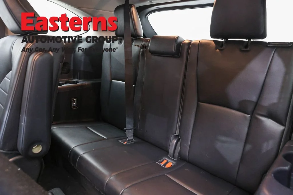 Used 2021 White Toyota XLE image 26