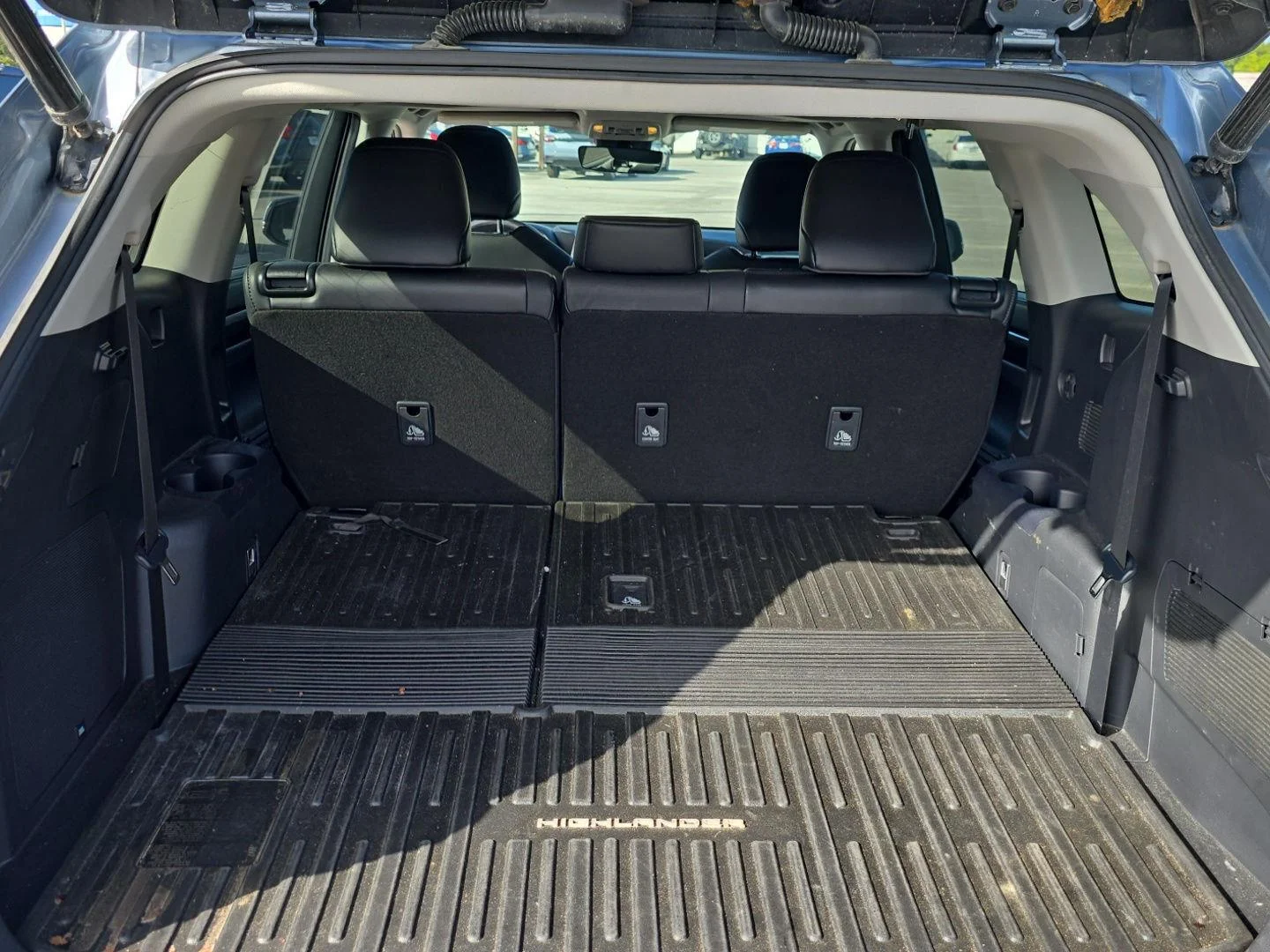 Used 2021 Moondust Toyota Platinum image 5