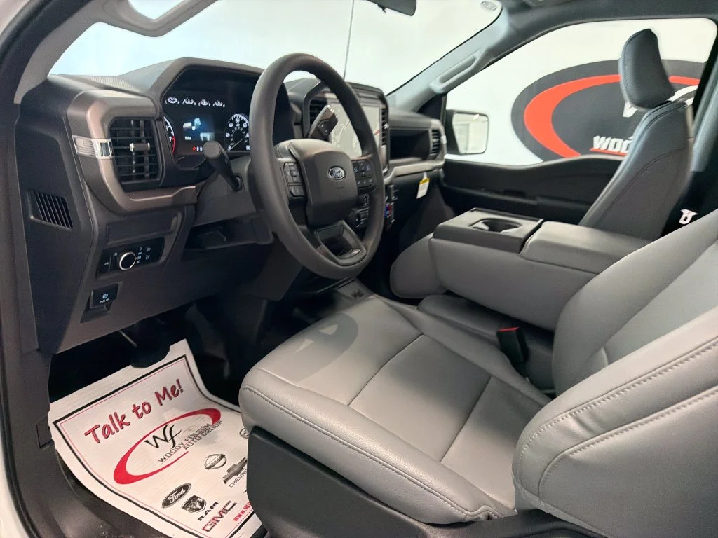 New 2026 Oxford White Ford XL image 10