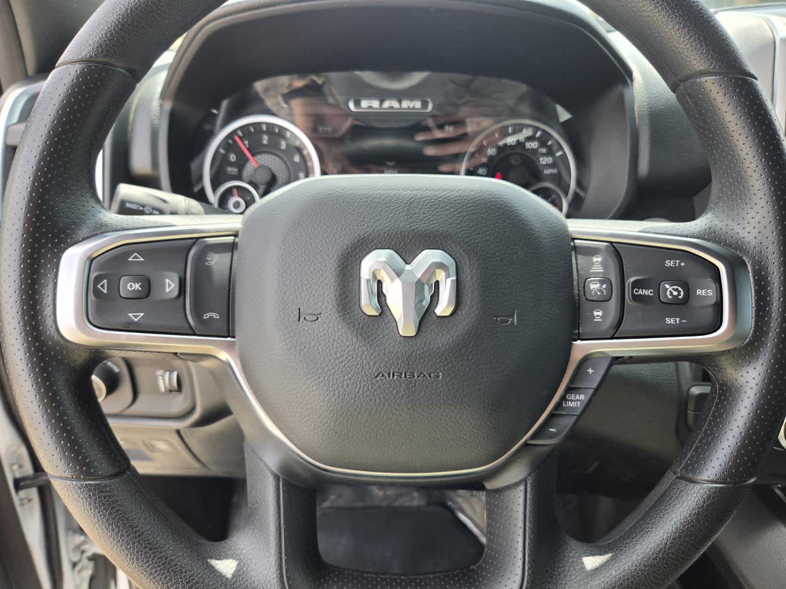 2026 RAM 1500 Express - Photo 16