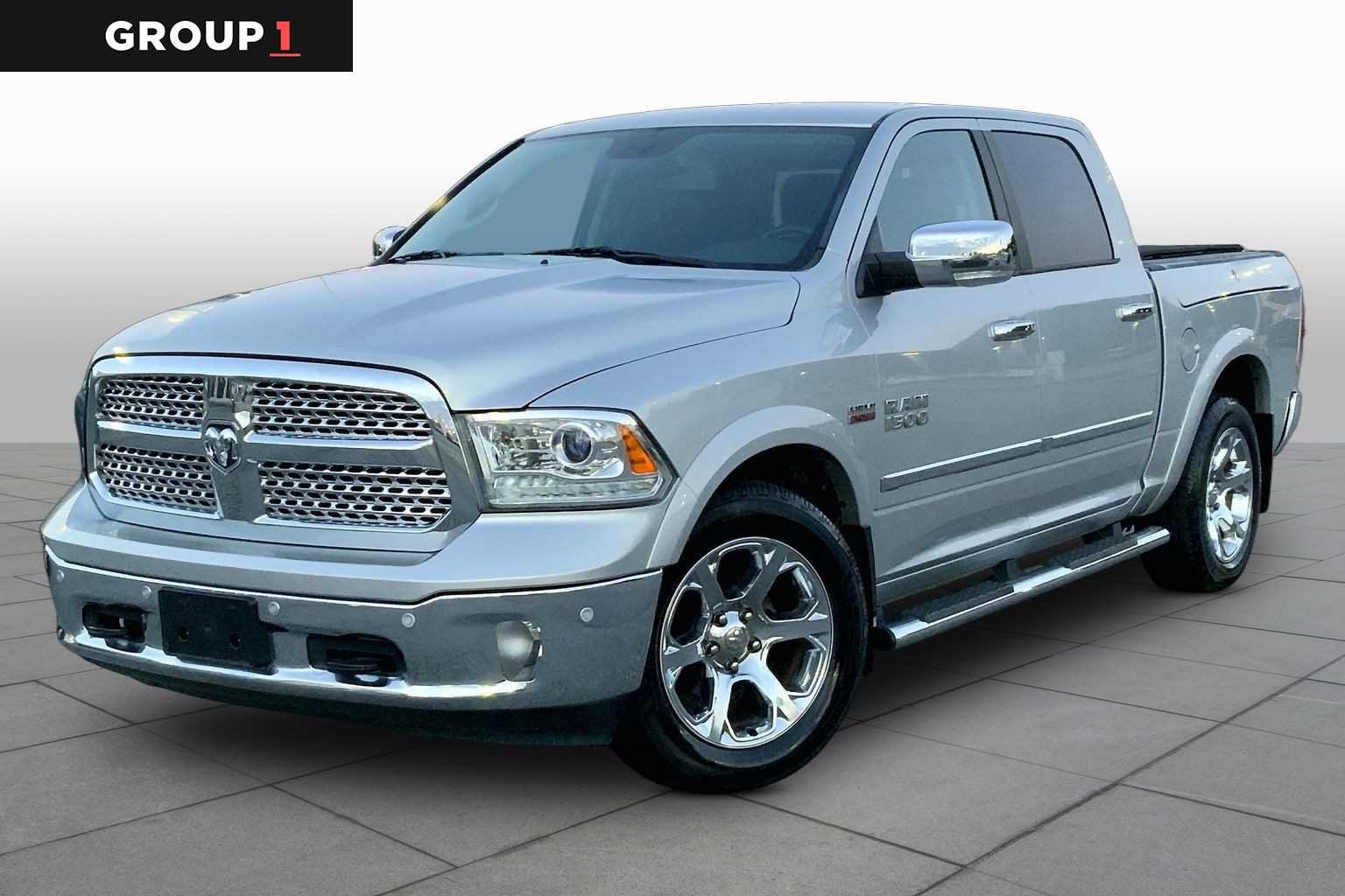 2016 RAM 1500 Laramie Crew Cab 5'7's photo