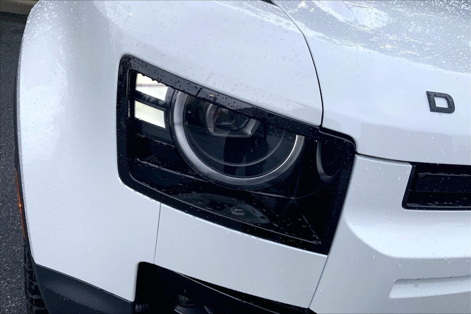 New 2026 Fuji White Land Rover S image 13