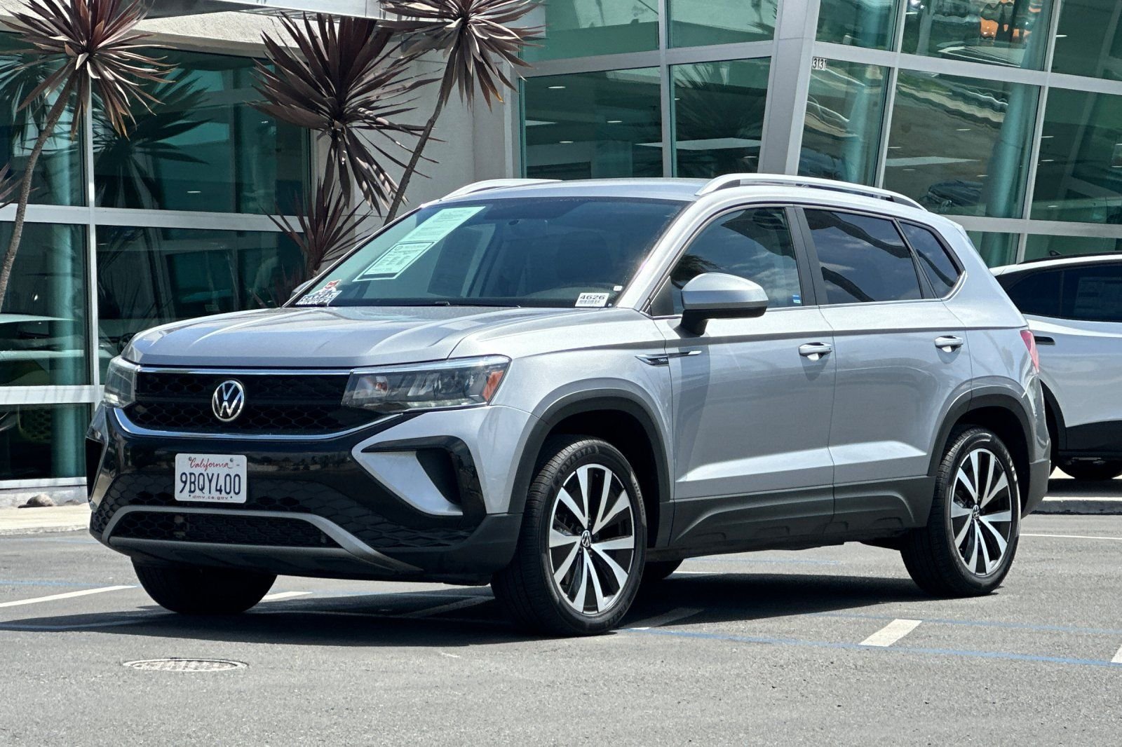 2022 Volkswagen Taos SE - Photo 8