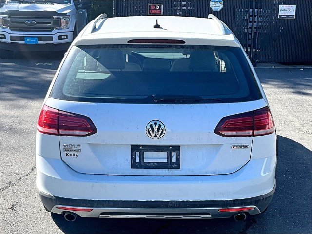 Used 2019 Pure White Volkswagen TSI S image 5