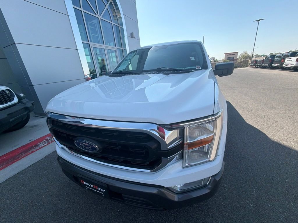 Used 2021 White Ford XLT image 29