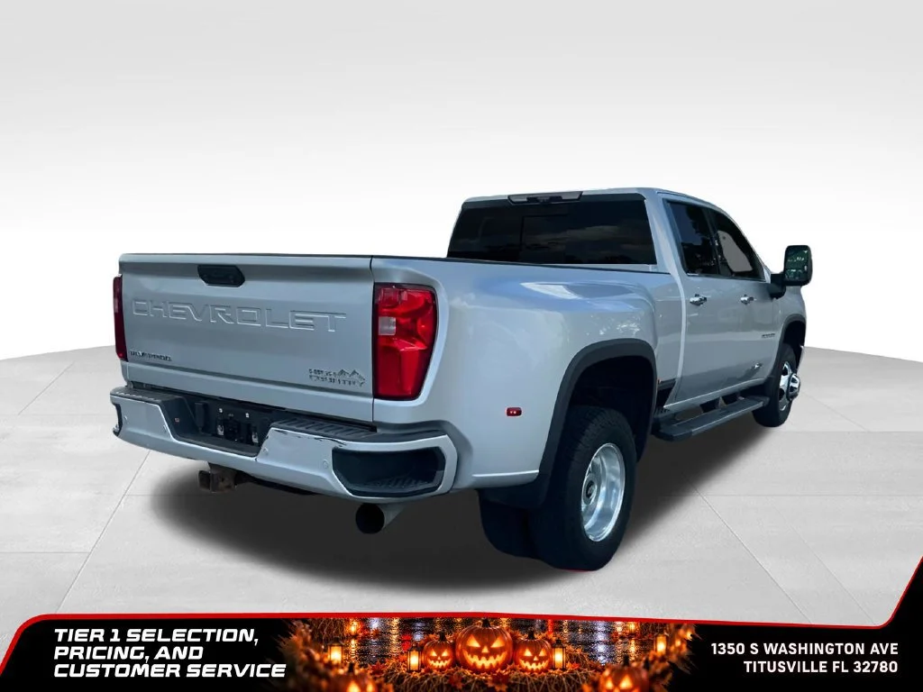 Used 2020 SILVER ICE METALLIC Chevrolet High Country image 9