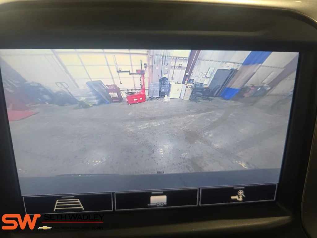 Used 2020 SHADOW GRAY METALLIC Chevrolet LT Trail Boss image 24
