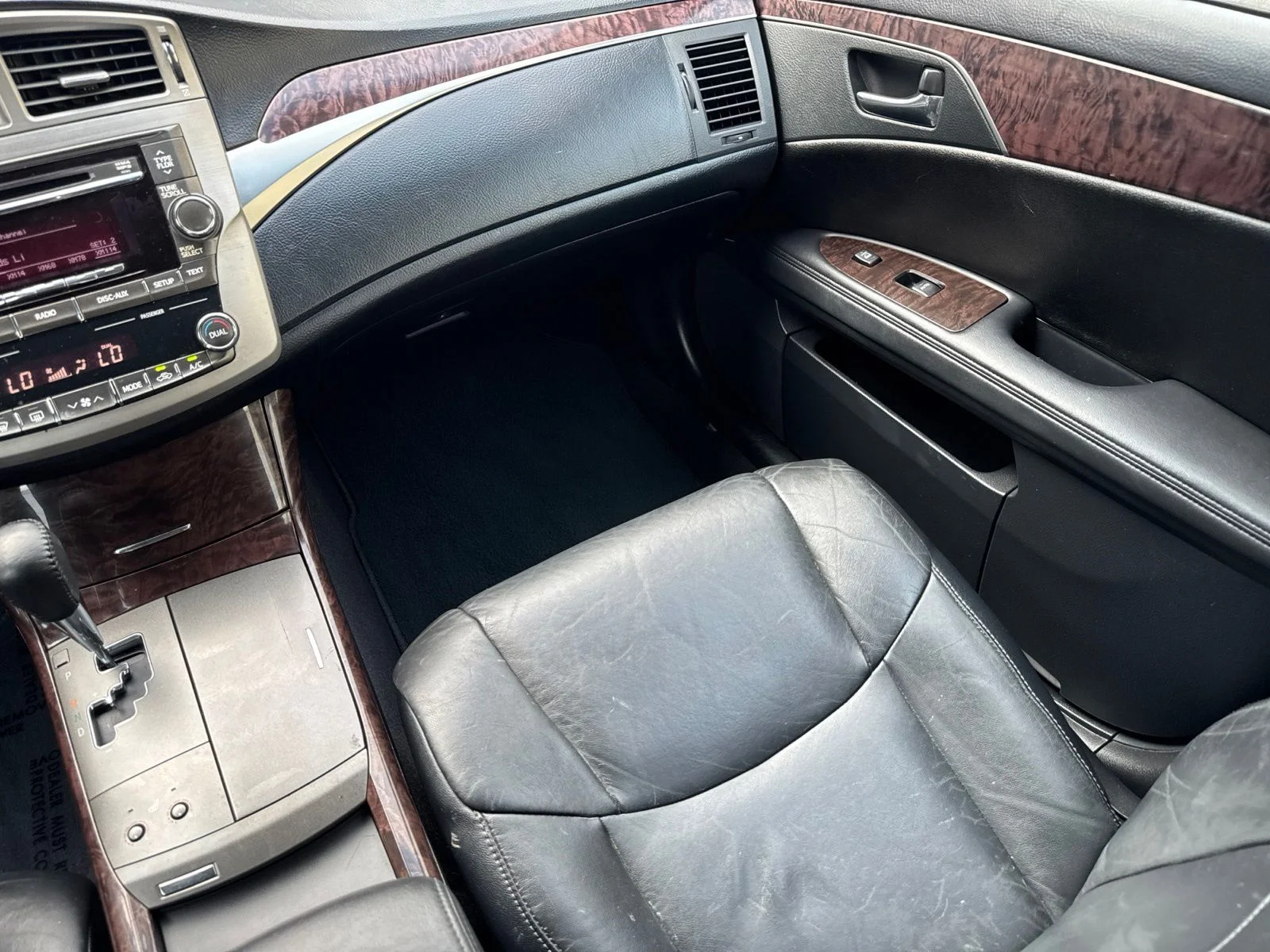 Used 2012 Silver Toyota Base image 21