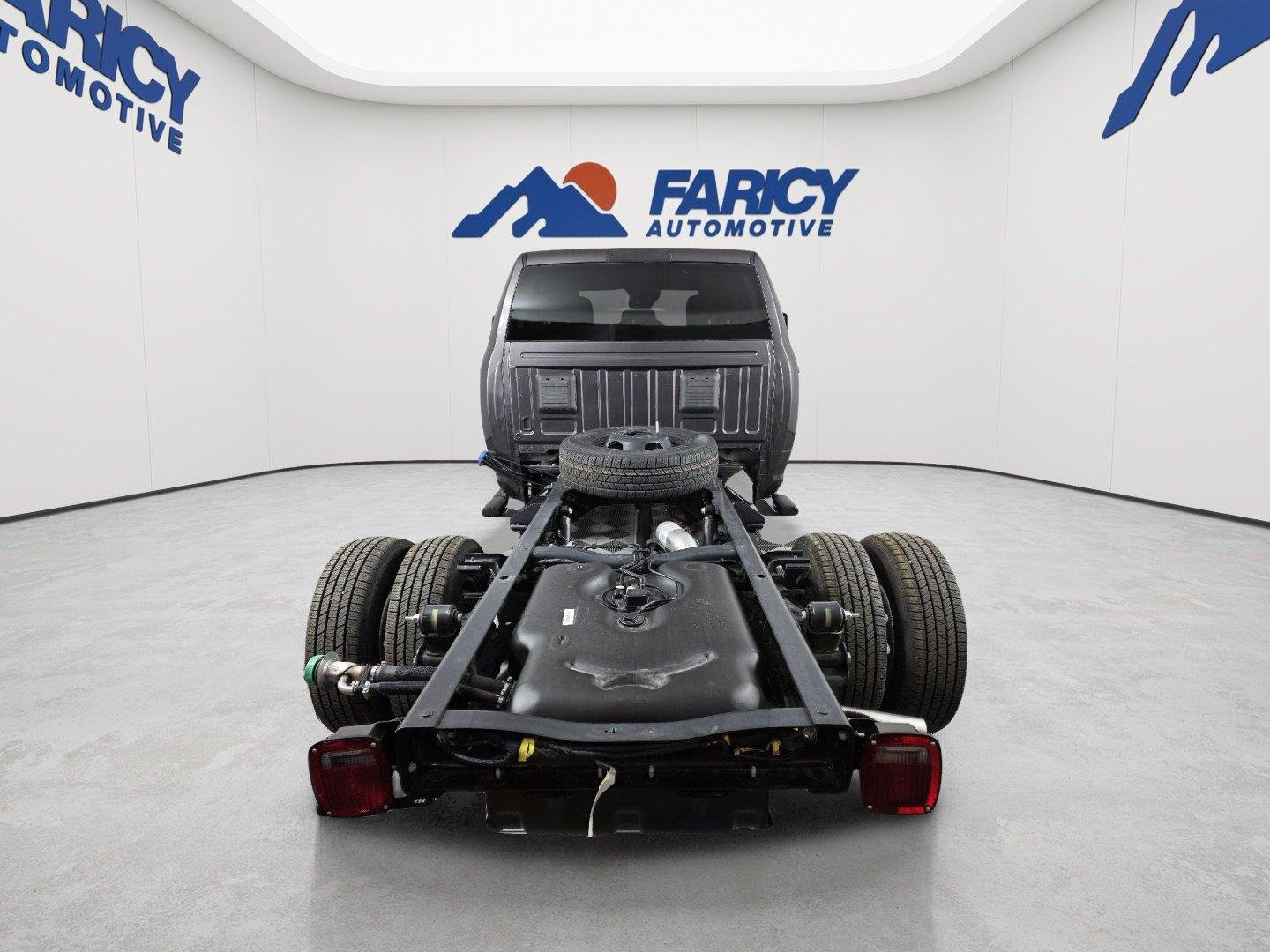 2026 RAM 3500 Chassis Tradesman - Photo 6