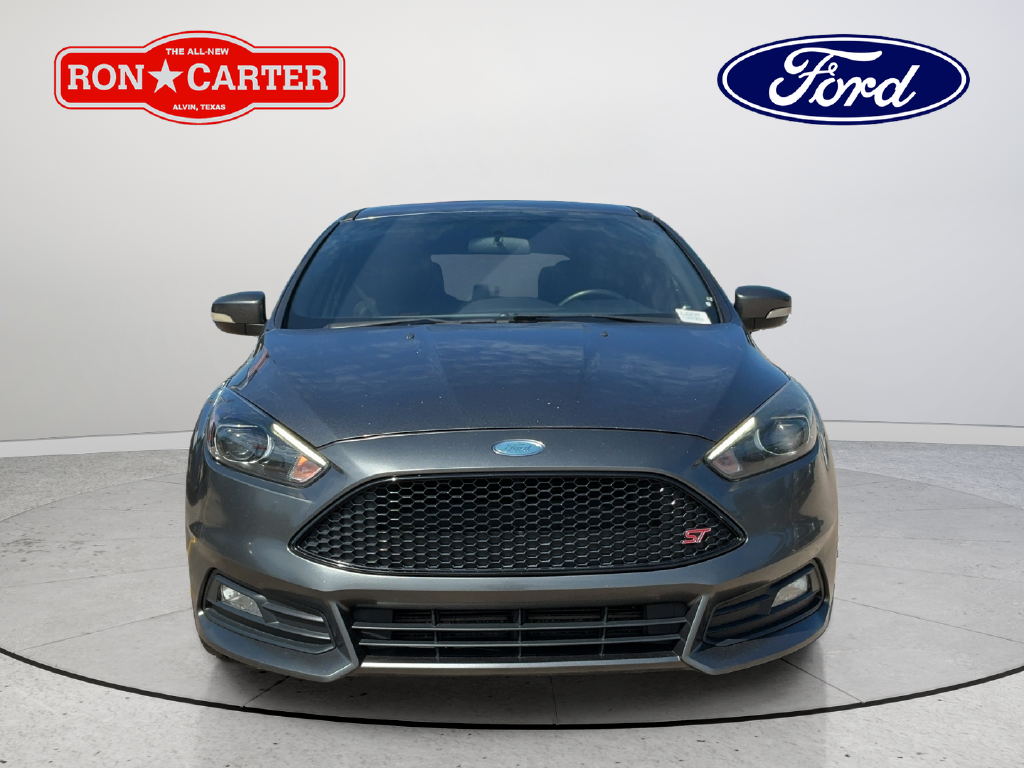 Used 2018 Ford Focus ST with VIN 1FADP3L91JL302587 for sale in Alvin, TX