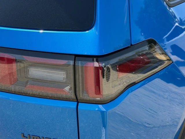 New 2026 Hydro Blue Pearl-Coat Exterior Paint Jeep Limited image 6