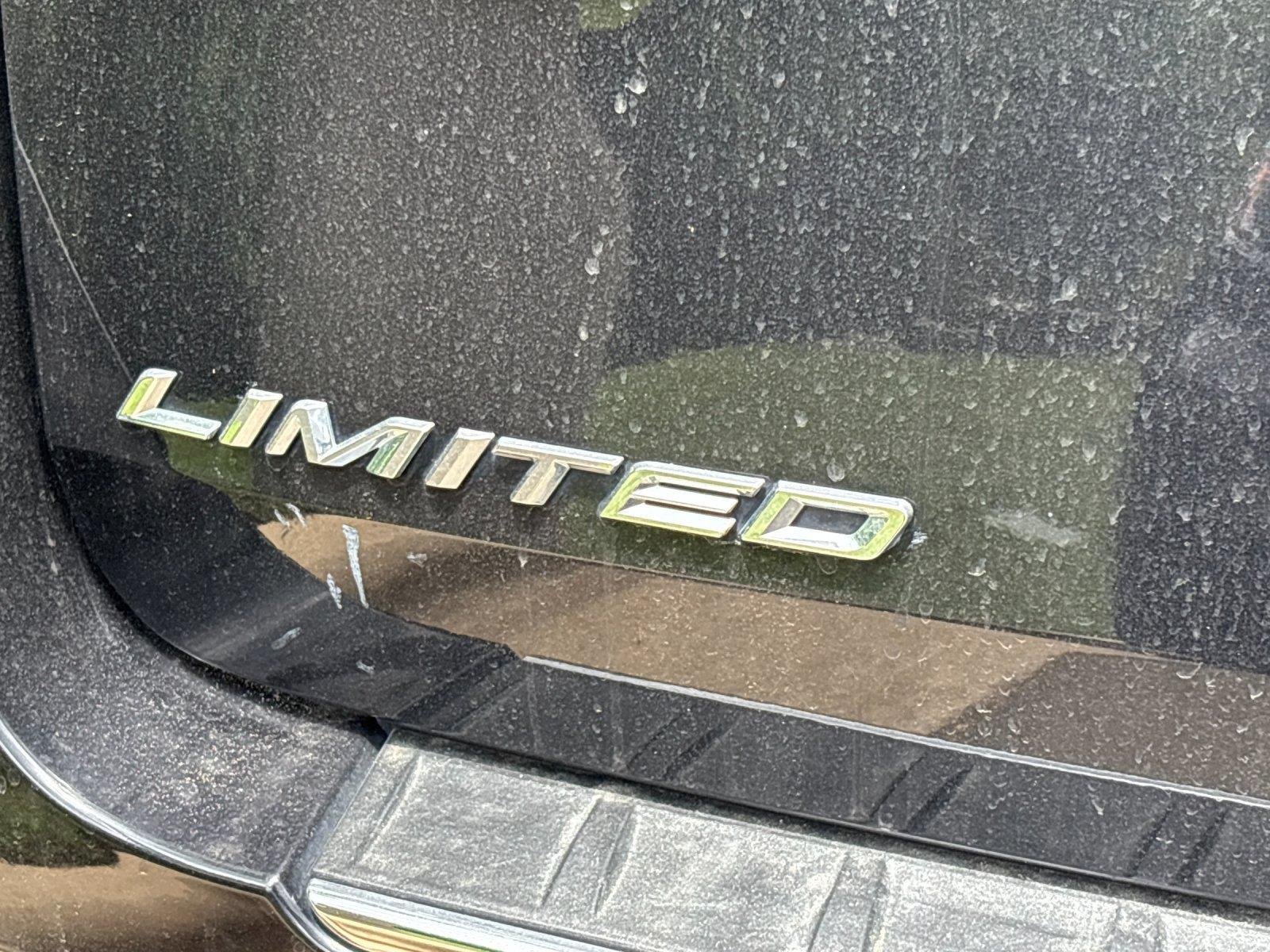 Used 2022 Agate Black Ford Limited image 11