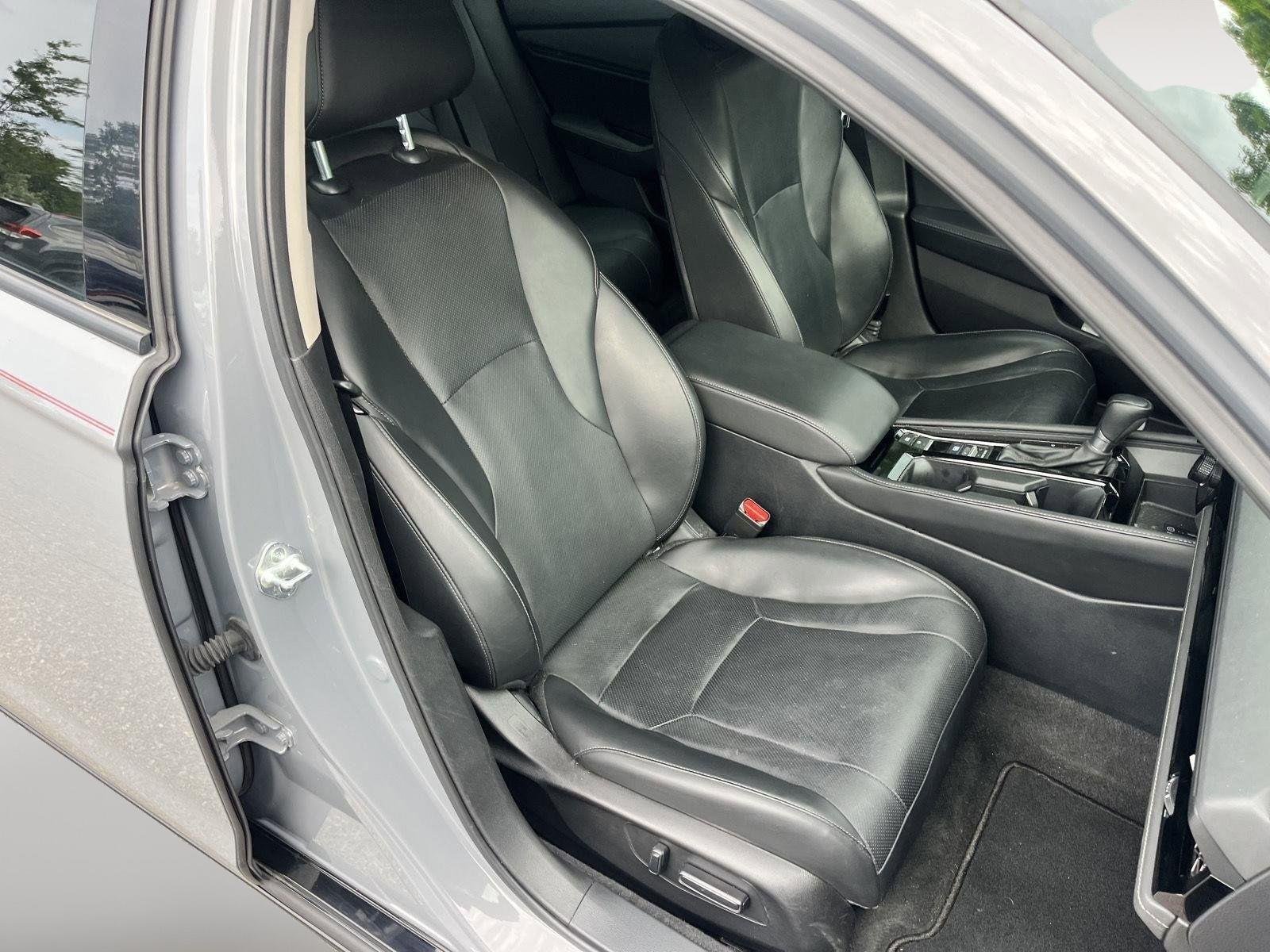 Used 2024 Urban Gray Pearl Honda Touring image 41