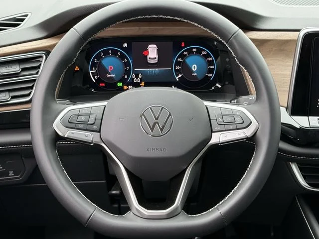 New 2026 Black Volkswagen 2.0T SE w/Technology image 10