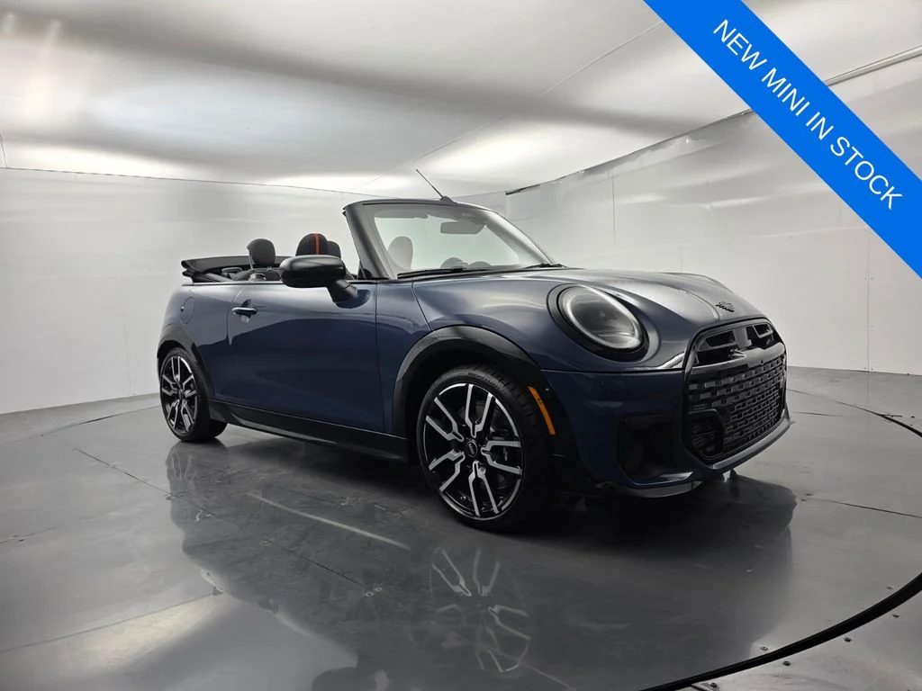 2026 MINI Convertible Cooper S's photo