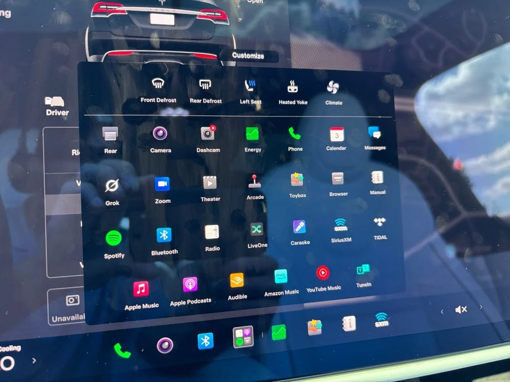 Used 2022 White Tesla Plaid image 23