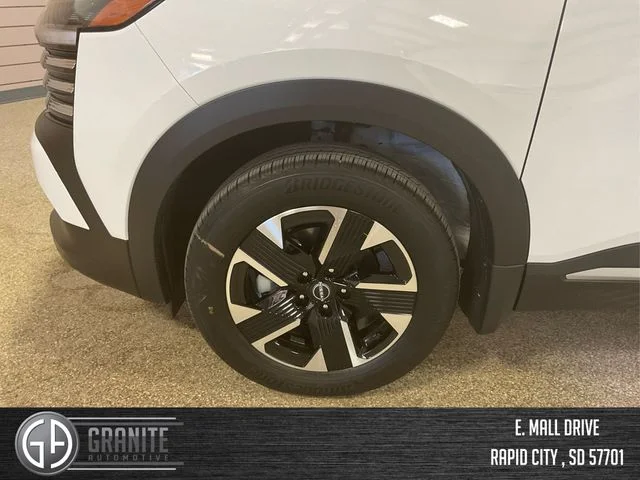 New 2025 White Nissan SV image 13