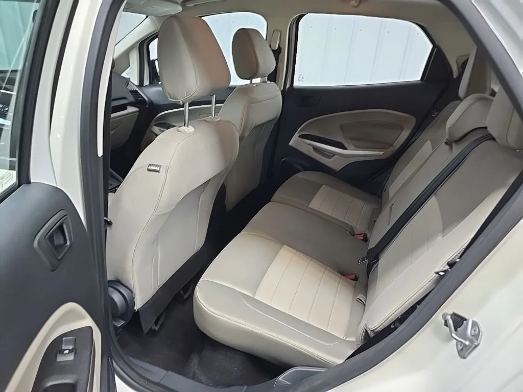 Used 2022 White Ford S image 34