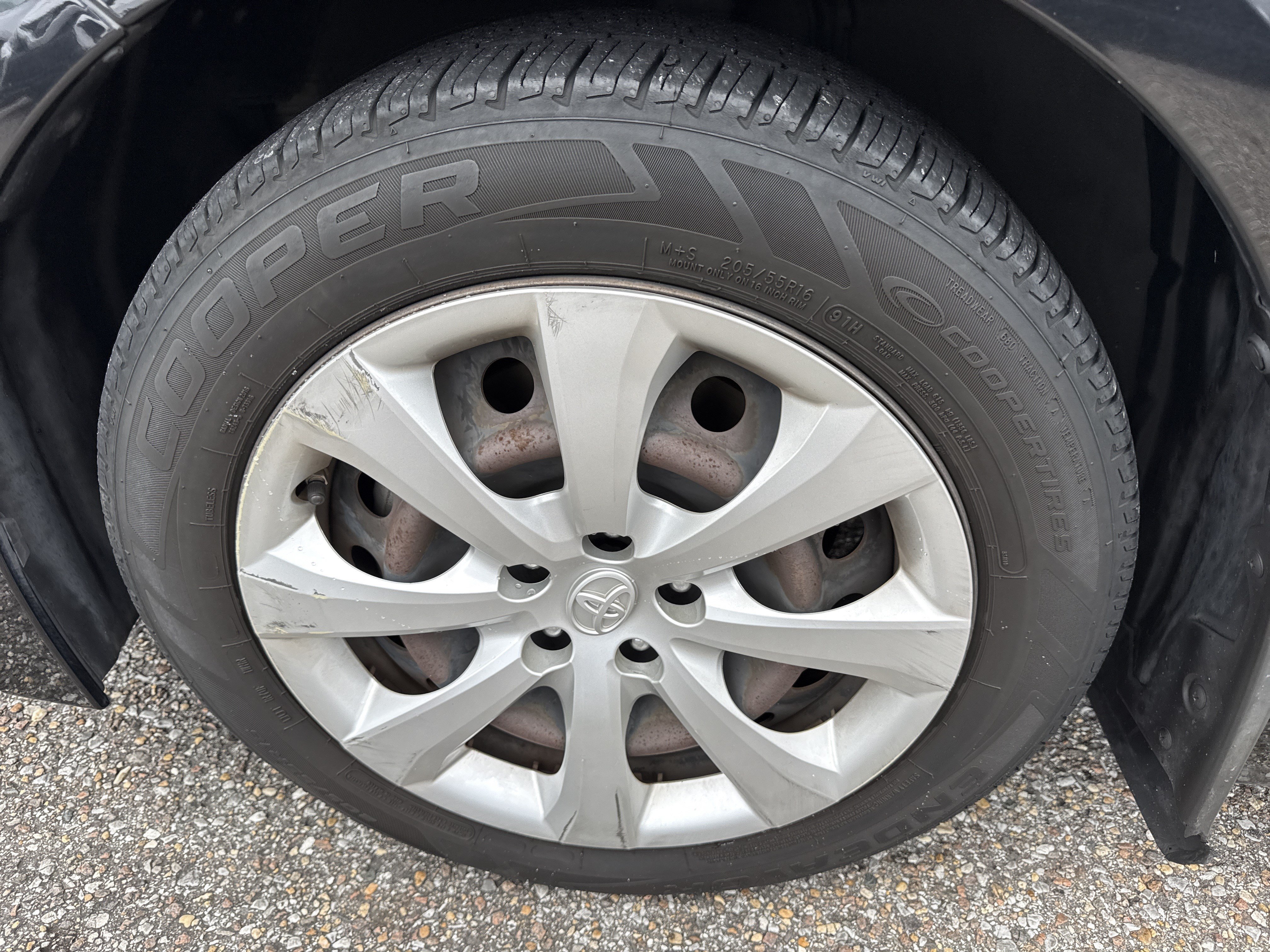 Used 2020 Black Sand Pearl Toyota LE image 10