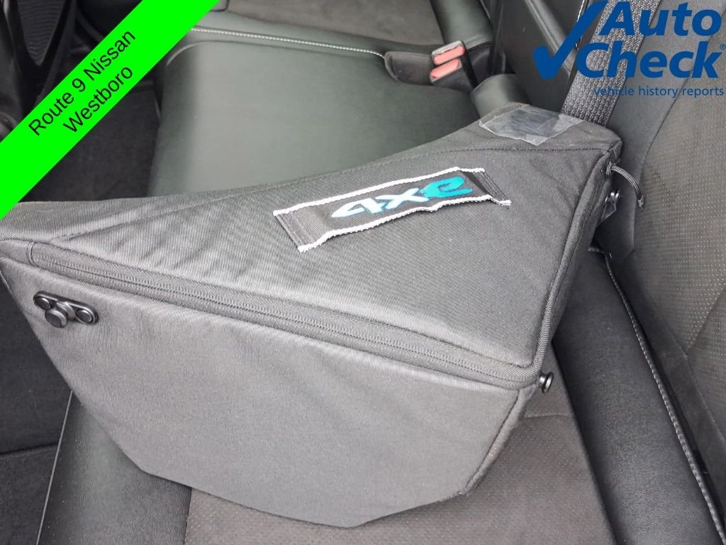 Used 2023 White Jeep Altitude X image 15