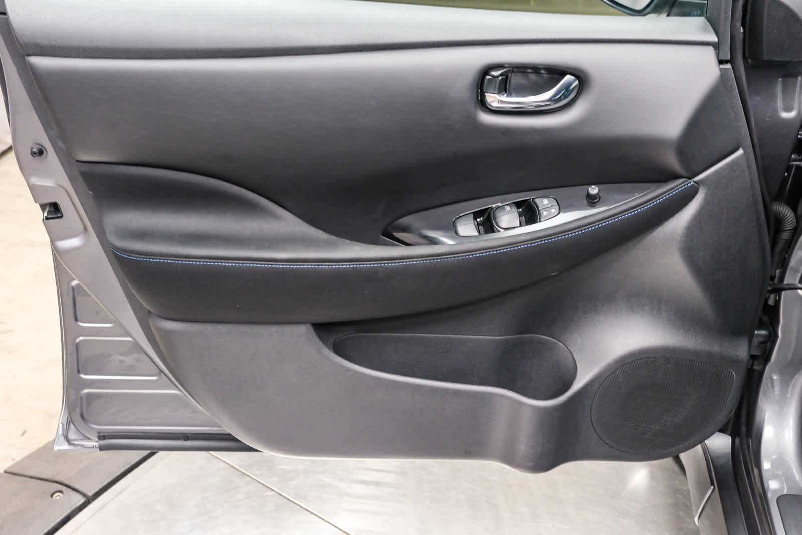 Used 2020 Gun Metallic Nissan SV image 23