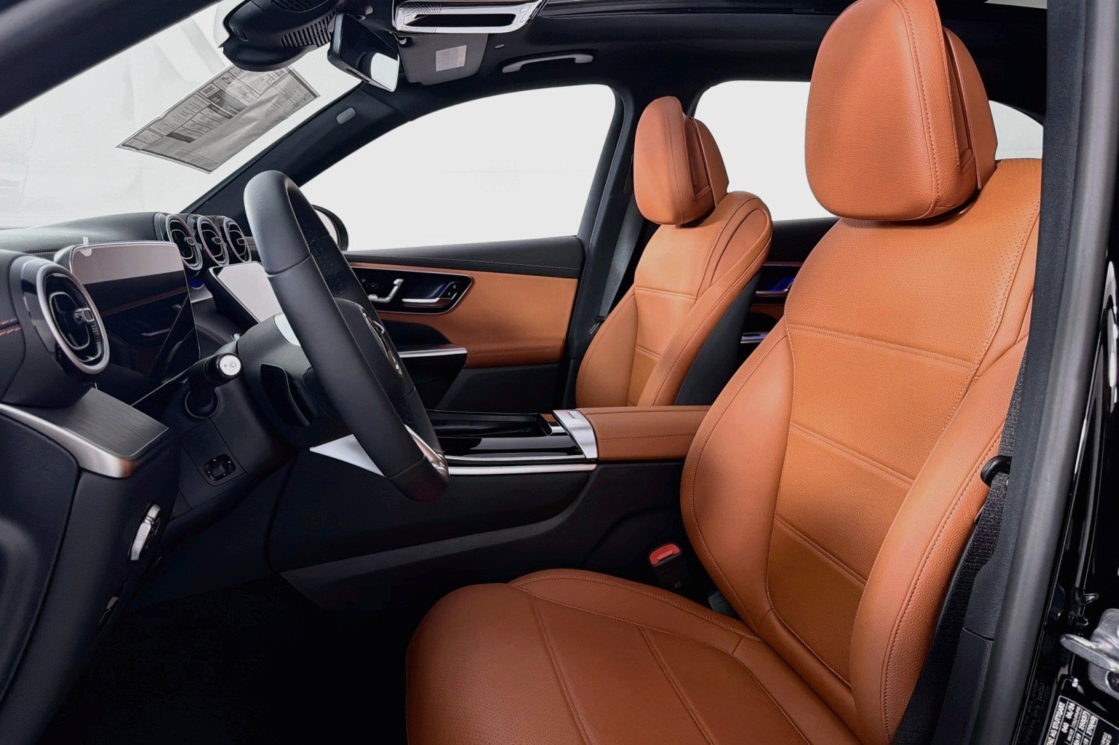 New 2027 Black Mercedes-Benz GLC 300 SUV image 16