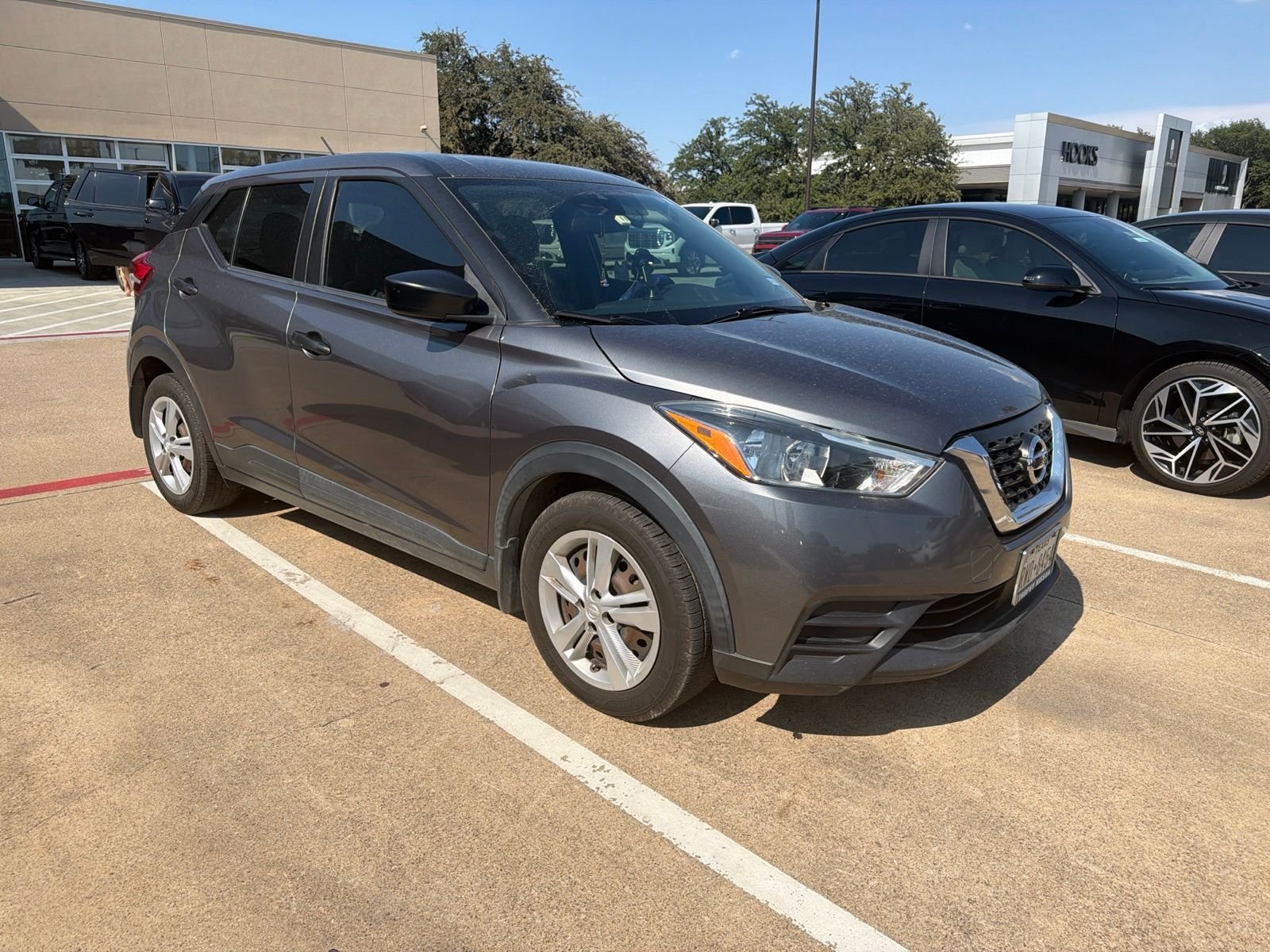 Used 2020 Gun Metallic Nissan S image 3